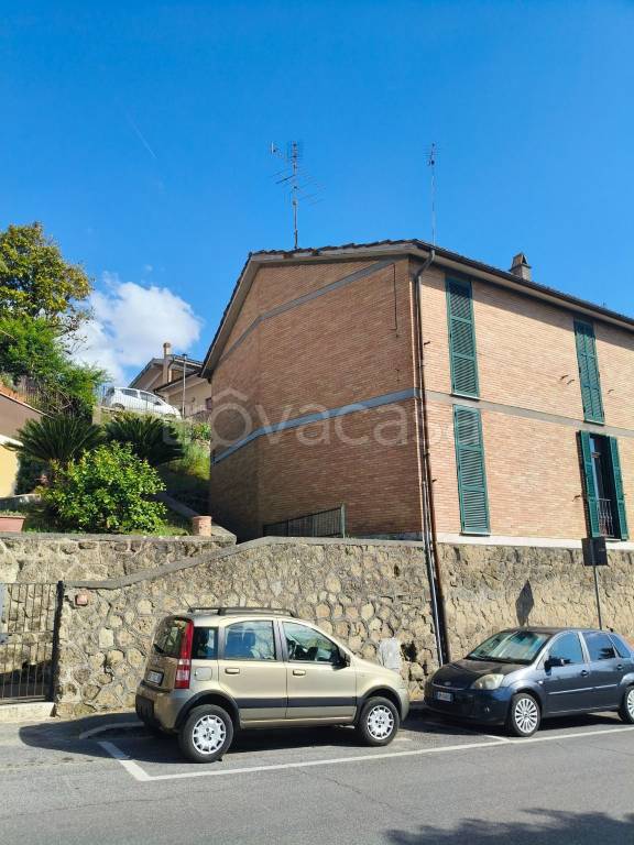casa indipendente in vendita a Nazzano