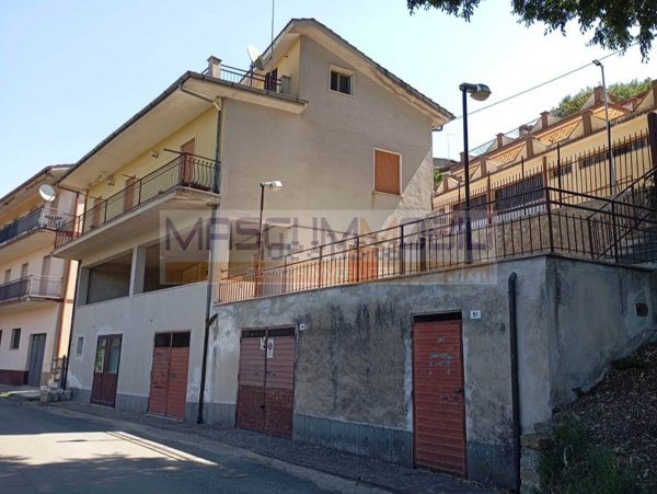 casa indipendente in vendita a Nazzano