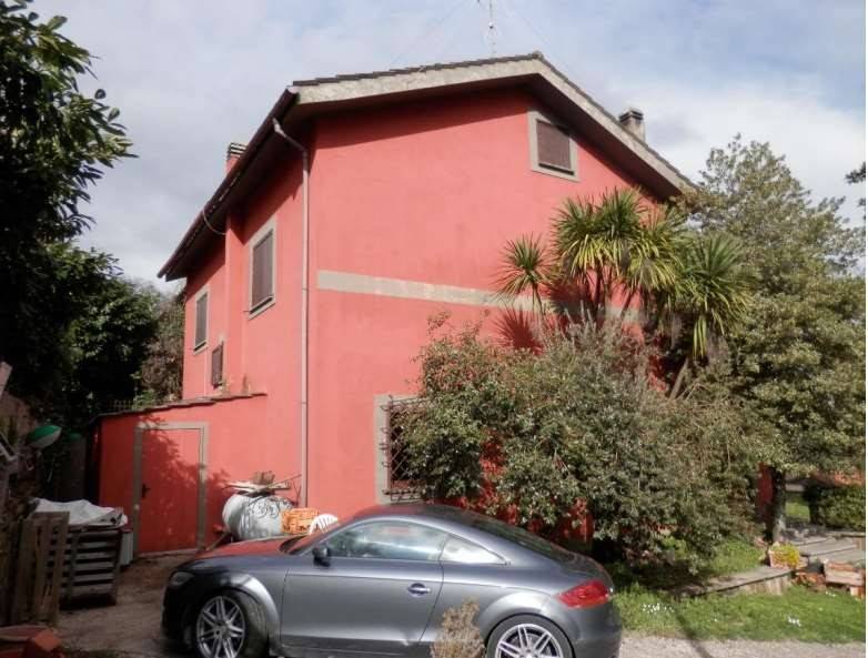casa indipendente in vendita a Nemi
