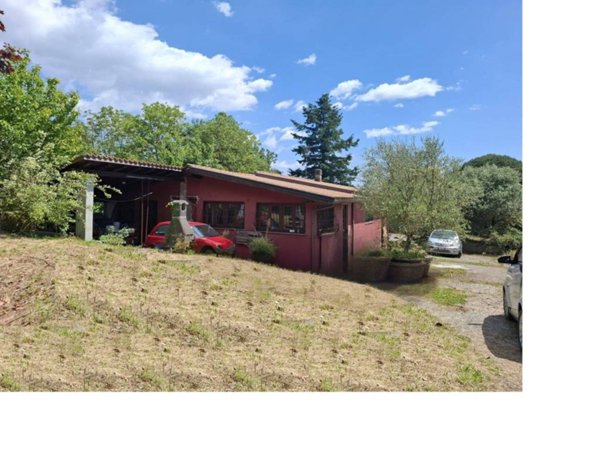 casa indipendente in vendita a Nemi