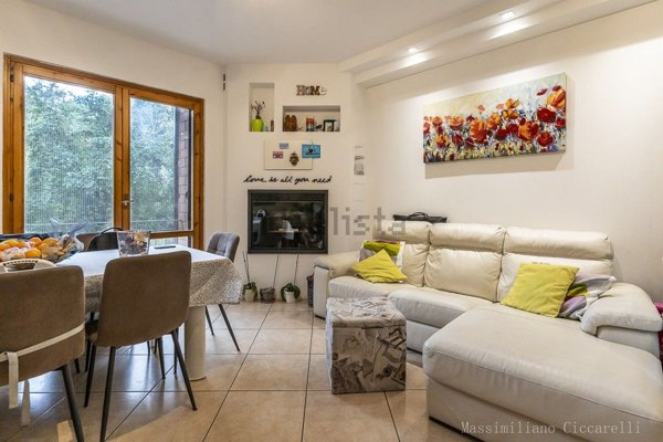 casa indipendente in vendita a Nemi