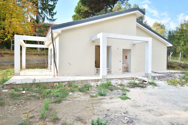 casa indipendente in vendita a Nemi in zona Parco dei Lecci