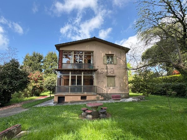 casa indipendente in vendita a Nemi