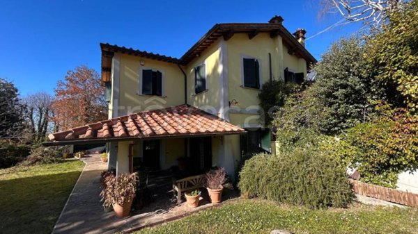 casa indipendente in vendita a Nemi in zona Parco dei Lecci