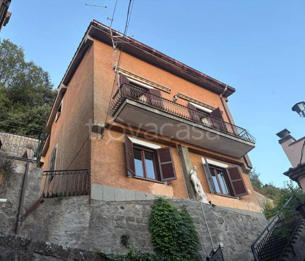 appartamento in vendita a Nemi in zona Parco dei Lecci