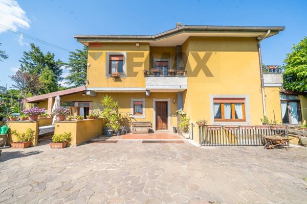 casa indipendente in vendita a Nemi in zona Parco dei Lecci