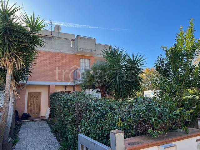 casa indipendente in vendita a Nerola