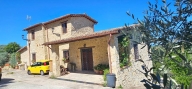 casa indipendente in vendita a Nerola