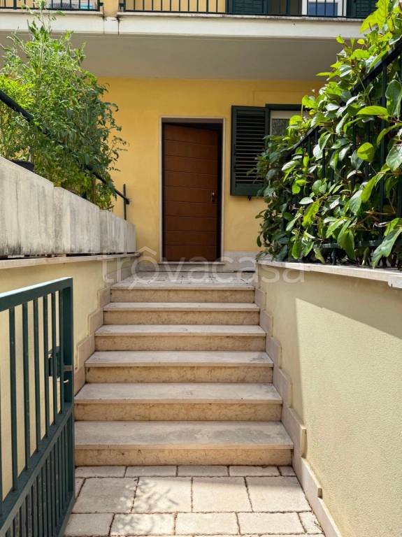 casa indipendente in vendita a Nerola in zona Acquaviva