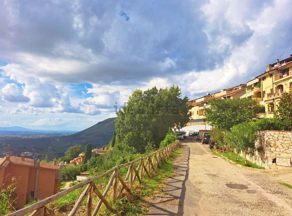 appartamento in vendita a Nerola