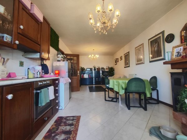 appartamento in vendita a Nerola in zona Acquaviva