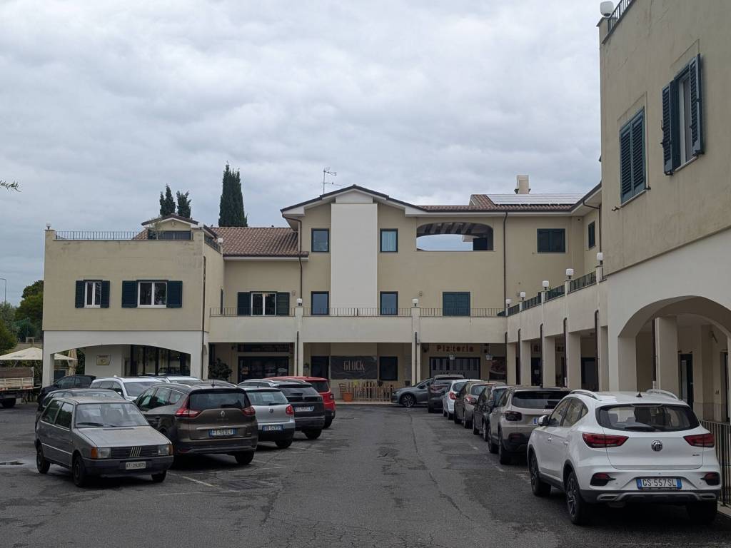 appartamento in vendita a Nerola in zona Acquaviva