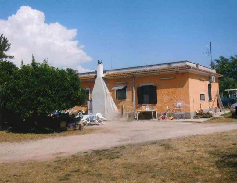 casa indipendente in vendita a Nettuno