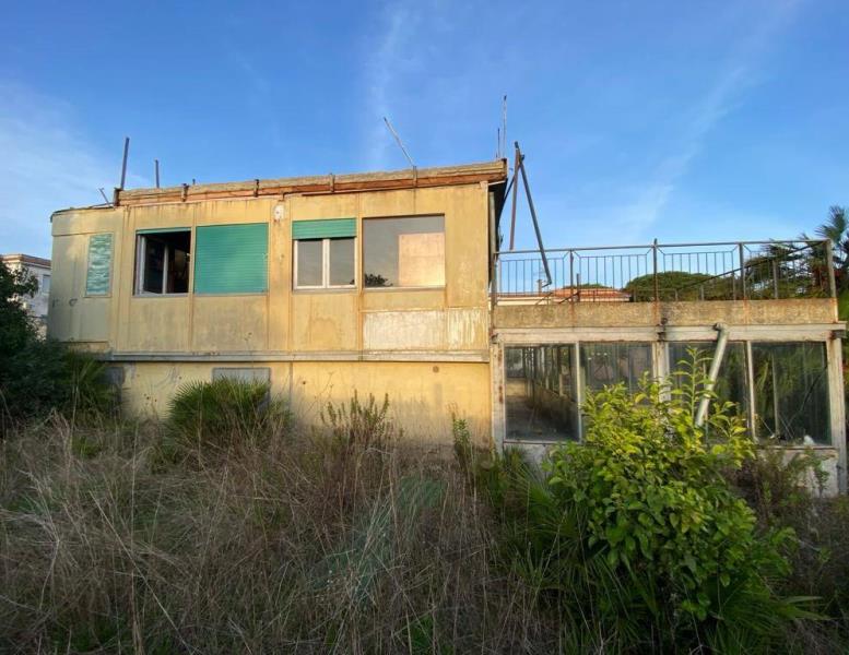 casa indipendente in vendita a Nettuno