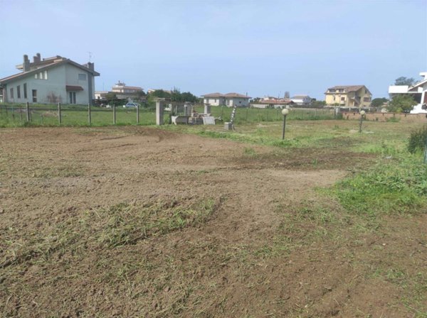 casa indipendente in vendita a Nettuno