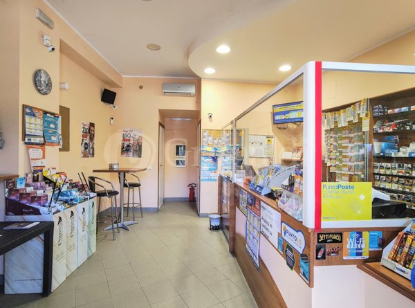 locale di sgombero in vendita a Nettuno