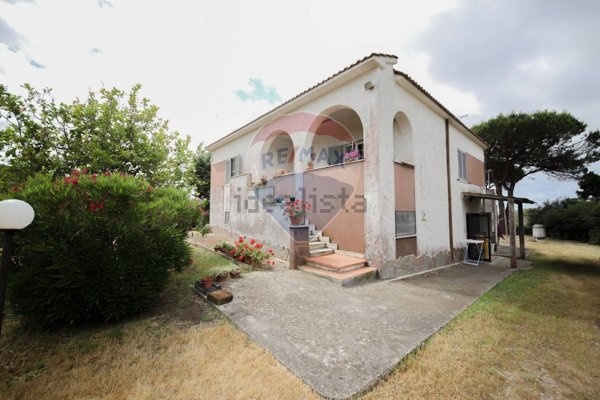 casa indipendente in vendita a Nettuno