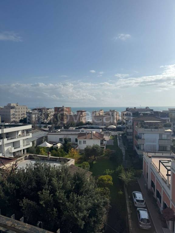 appartamento in vendita a Nettuno