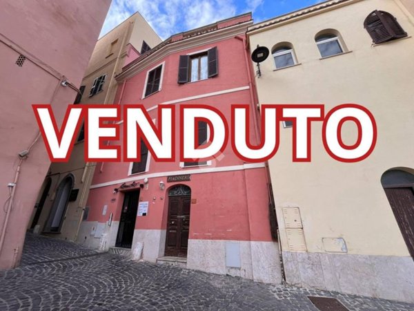 negozio in vendita a Nettuno