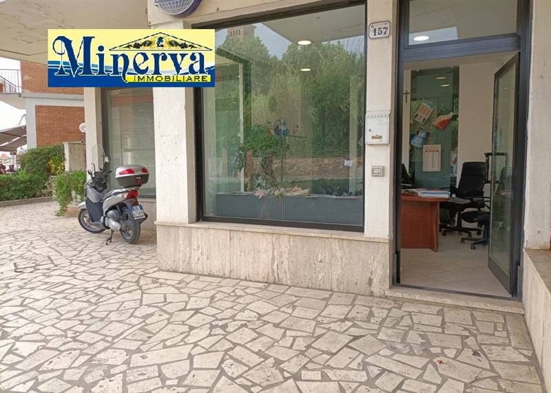 locale commerciale in vendita a Nettuno