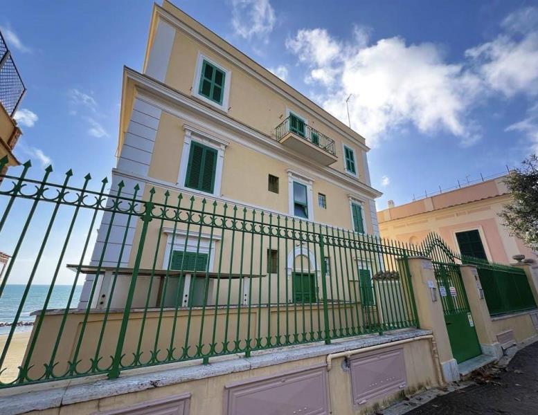 appartamento in vendita a Nettuno