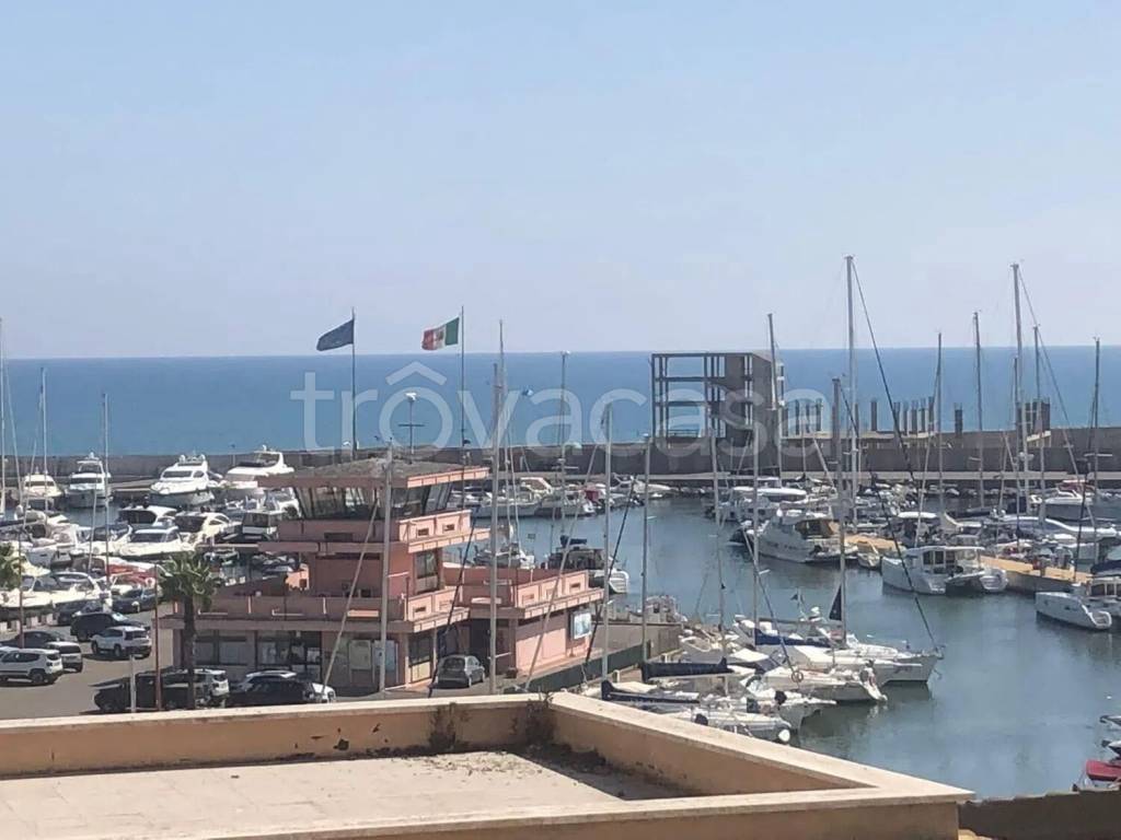 appartamento in vendita a Nettuno