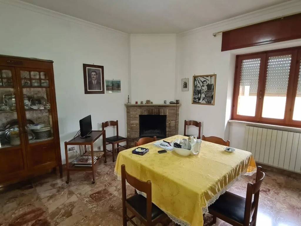 casa indipendente in vendita a Nettuno