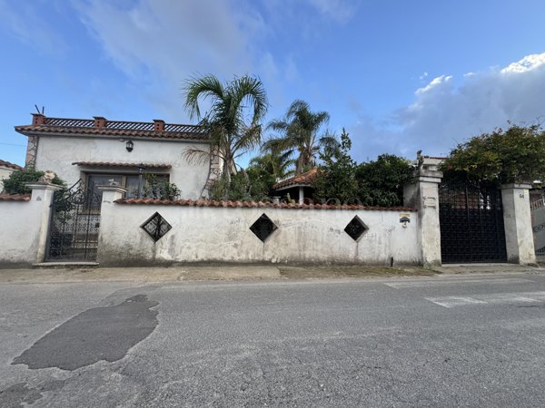 casa indipendente in vendita a Nettuno