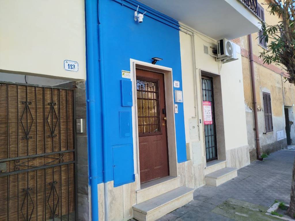 negozio in vendita a Nettuno