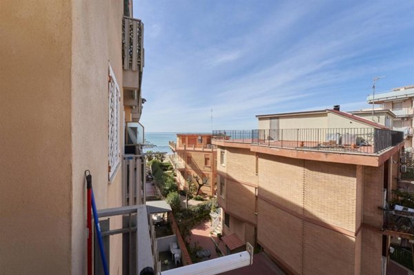 appartamento in vendita a Nettuno