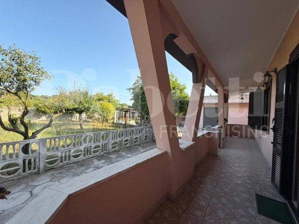 casa indipendente in vendita a Nettuno