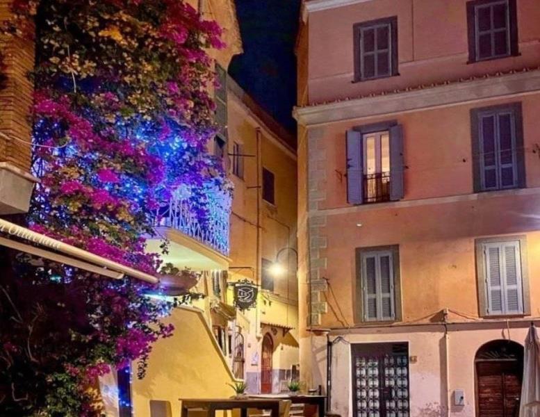 negozio in vendita a Nettuno