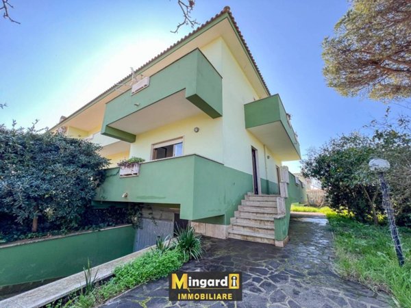 casa indipendente in vendita a Nettuno