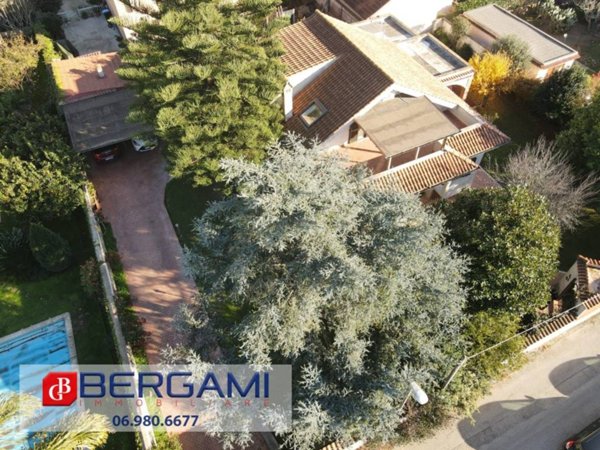 casa indipendente in vendita a Nettuno