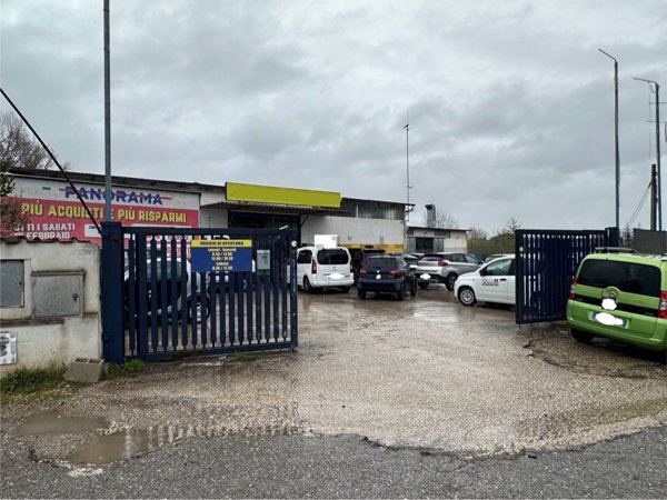 capannone in vendita a Nettuno