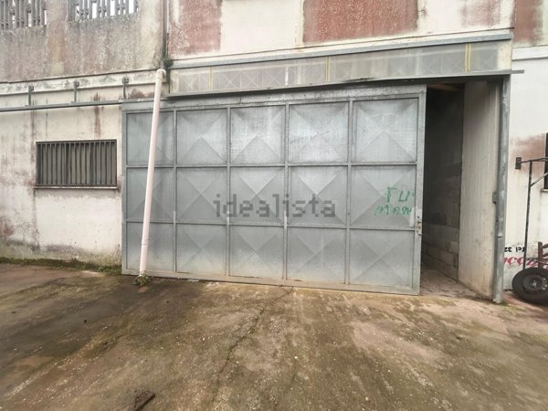 locale di sgombero in vendita a Nettuno