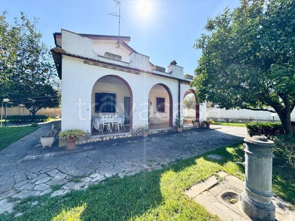 casa indipendente in vendita a Nettuno