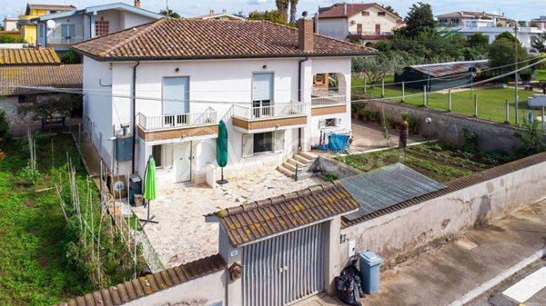 appartamento in vendita a Nettuno