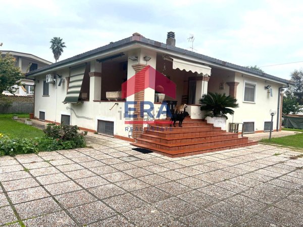 casa indipendente in vendita a Nettuno