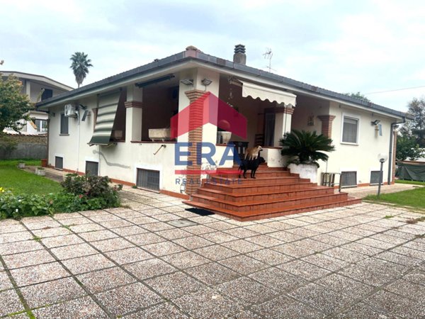 casa indipendente in vendita a Nettuno