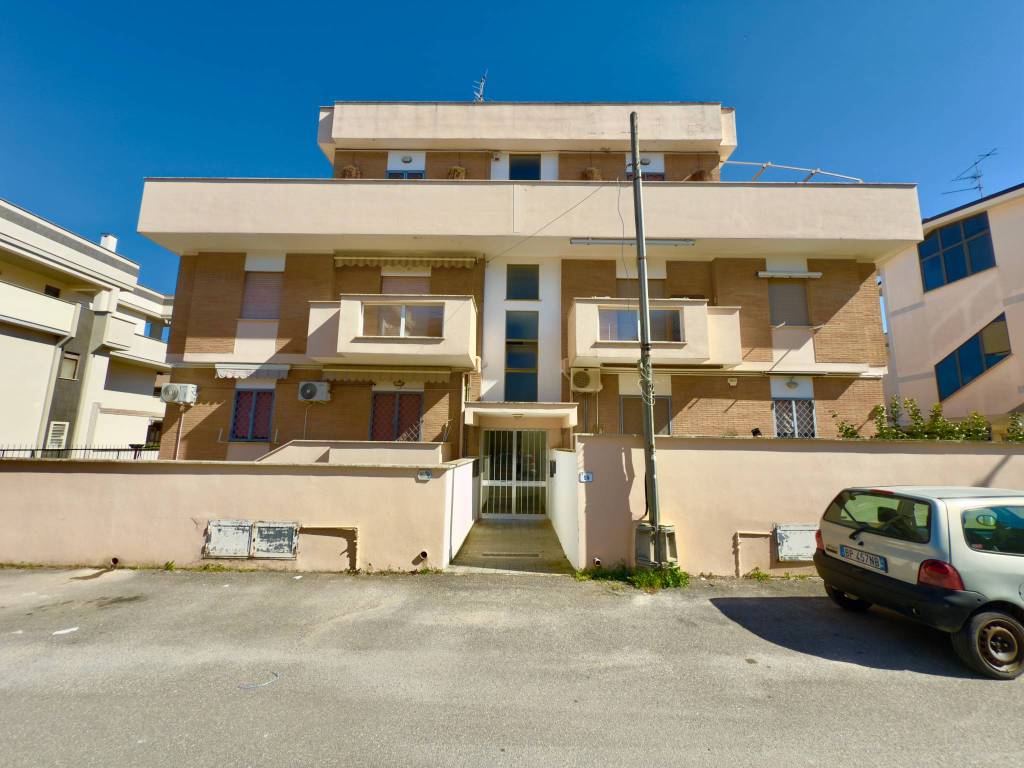 appartamento in vendita a Nettuno