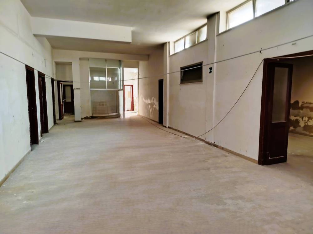 locale di sgombero in vendita a Nettuno