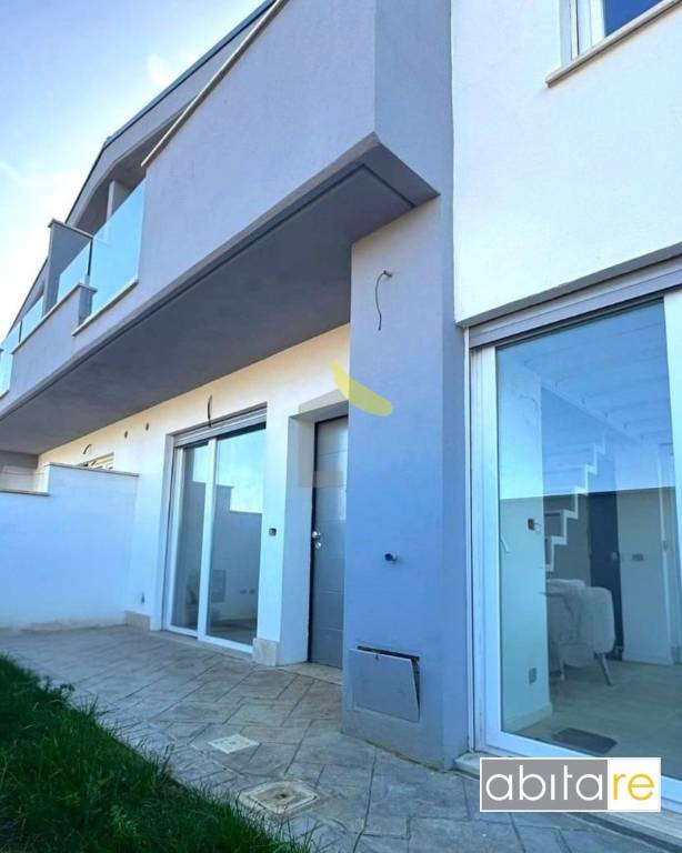 casa indipendente in vendita a Nettuno