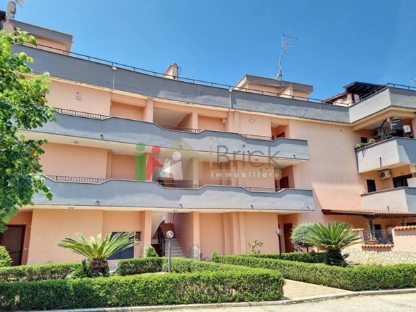 appartamento in vendita a Nettuno in zona Padiglione
