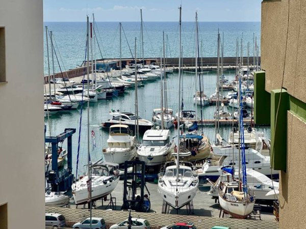 appartamento in vendita a Nettuno