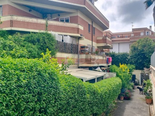 intera palazzina in vendita a Nettuno
