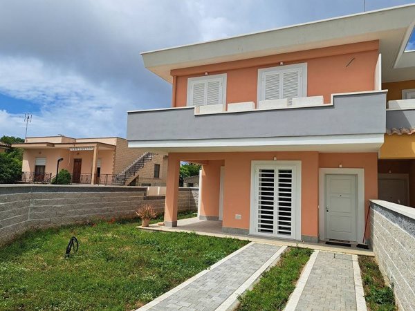 casa indipendente in vendita a Nettuno