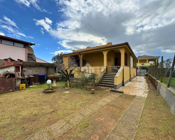 casa indipendente in vendita a Nettuno