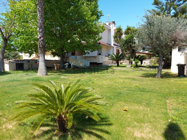 casa indipendente in vendita a Nettuno