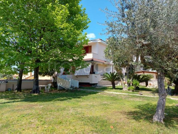 casa indipendente in vendita a Nettuno